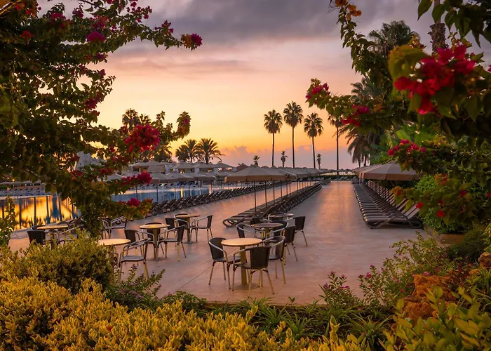 Complex Adora & Belek