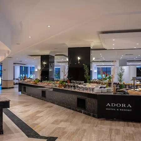 리조트 Adora &